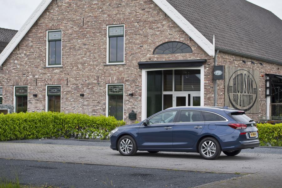  Hyundai i30 Wagon (PD) 2017 года  (WW) (фото 44 из 45)
